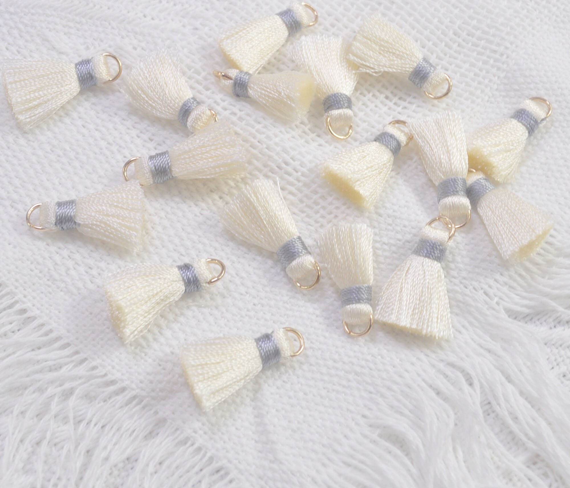 10/20/50/100pcs 2cm Cream Silk Tasselssmall Silk Etsy UK