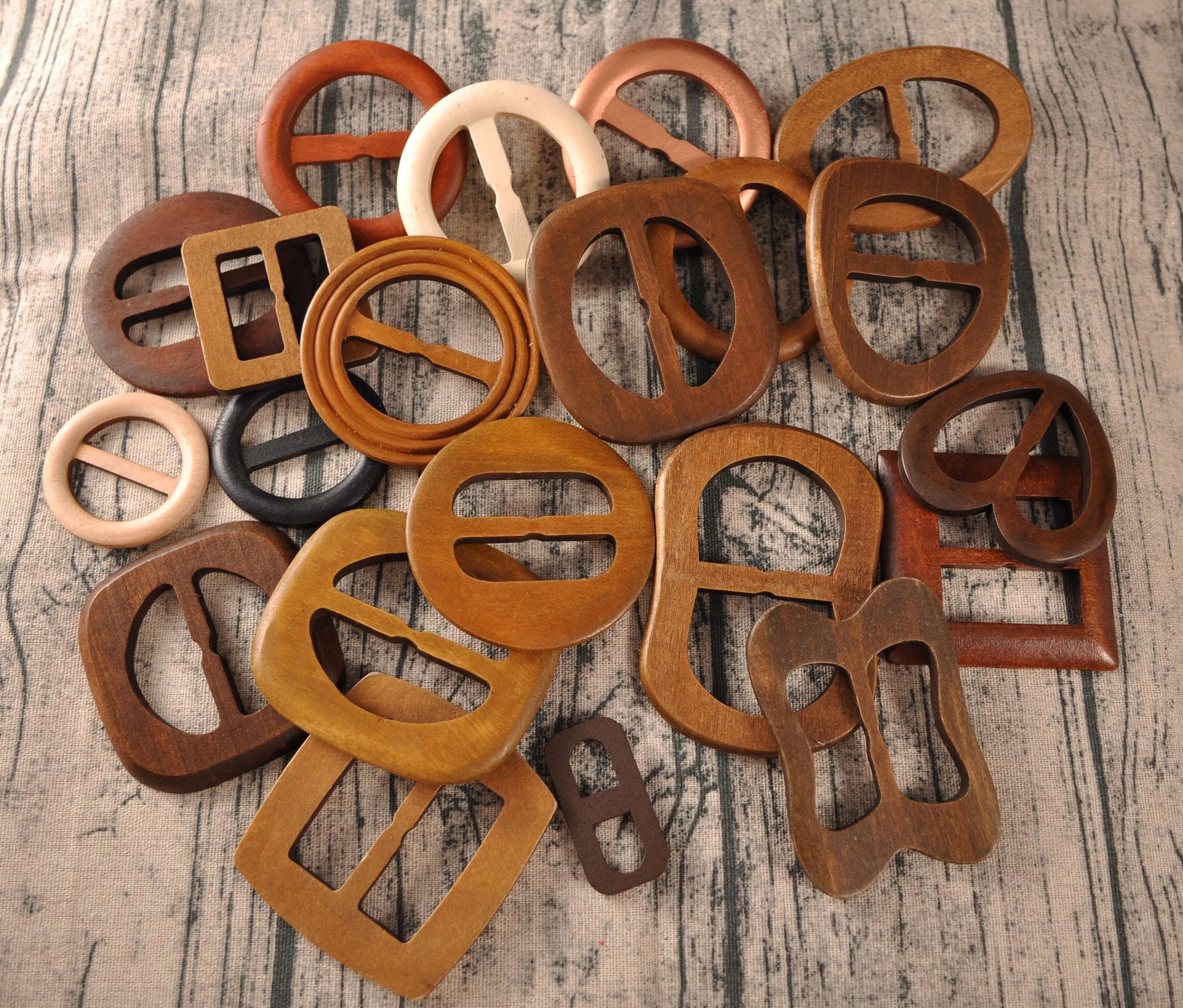 2Pcs,24 different large Round/square/oblong wood buckle for blet,wooden buckle wood belt collect,Wooden Belt Fastener,Natural Wood Accessory