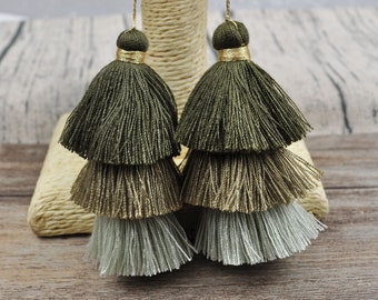 Borla de algodão de 3 camadas, borla degradê de 1 a 100 unidades com laço dourado, borla artesanal, borla de três camadas, borlas no atacado, borlas em camadas, borla para chaveiro