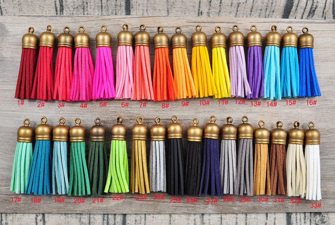 56 mmフェイクスエードレザータッセル、ゴールド/シルバー/ブロンズ