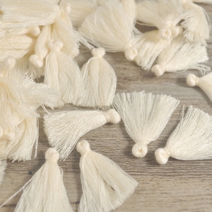 10/30/50/100Pcs 1.18&quot; Cream Tassels,3cm Handmade Cotton Tassels,Tassels Trim Fringe,Small Tassel Supplies, Jewelry Tassels