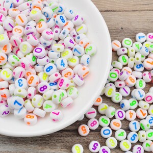 Conjunto de 300 peças, contas de números de cor branca e neon, contas de números redondos de acrílico de 7 mm, contas de números mistos para colar, pulseira, joias faça você mesmo