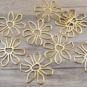 10Pcs Raw Brass Flower Charms,Flower Shaped Brass Pendant,Daisy Charm,Brass Earring Findings,Jewelry Supplies - 35mm