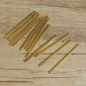 50pcs ottone bar pendente ciondoli, barra in ottone grezzo, barra lunga, barra piatta in ottone, orecchini bar, collana bar, produzione di gioielli in ottone grezzo, 40x2mm