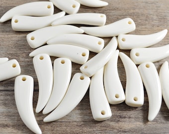 Acrylic tooth supply, 10-100Pcs Acrylic ivory sharp animal teeth Pendant, Resin fangs, fang,wolf tooth Charm,39x12mm