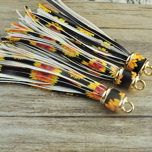 10cm PU Leather Tassel for Key Chain,1/5/10 Sunflower Handmade Tassel,Tassel for Handbag, Keychain Tassel, Bag Accessories, Tassel Charm