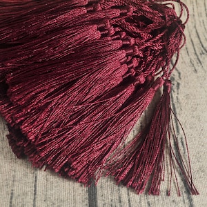 20 piezas/50 piezas/100 piezas de borlas de marcapáginas de color rojo vino, borlas de seda, colgante de borla, borlas artesanales de bricolaje, suministros para hacer marcadores, 5 pulgadas de largo