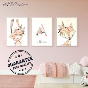 Cartel de animales del bosque - Decoración de la habitación del bebé con nombre personalizado - Inicial de flor de niña - Cartel de animales del bosque