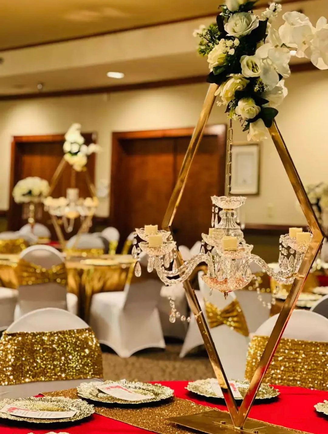 Diamond Metal Candelabra With Acrylic Chandelier for Event Wedding