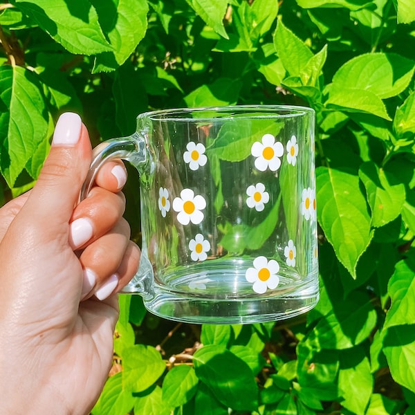 Retro Daisies Mug, Coffee Mug, Hot Tea Mug, Clear Glass Mug, Holiday Gift Idea