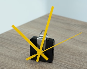 Mouvement silencieux + aiguilles d'horloge jaunes / jeu d'aiguilles - mouvement à quartz lentement - sans tic-tac