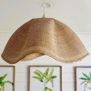 Hängeleuchte aus geflochtenem Korb | Hängelampe aus Rattan | Küstenleuchte | Kronleuchter