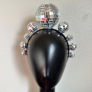 Copricapo a sfera specchiata Disco Queen - Scegli il tuo colore