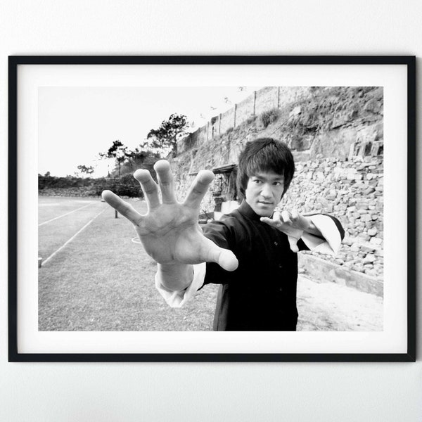 Bruce Lee Poster Print | Wall Art | Wall Decor | Bruce Lee Poster | Home Decor | Bruce Lee Art |