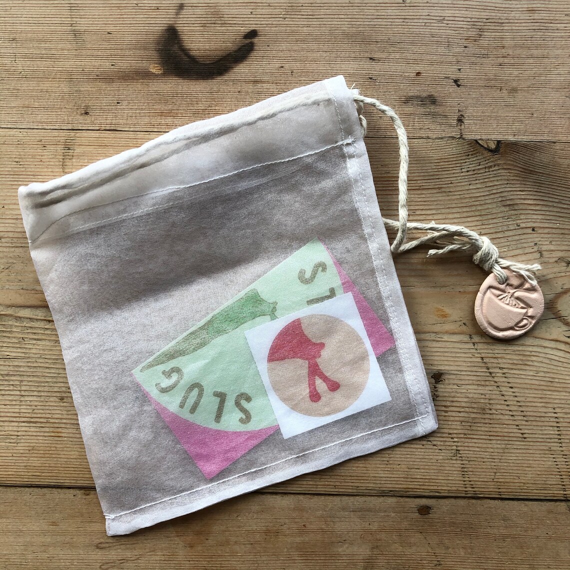 Handmade Reusable Drawstring Tea Bag in Organic Silk by Studio Slug