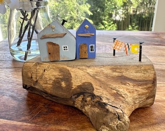 Miniaturowe dekoracyjne drewniane domki, małe kolekcjonerskie domki z odzyskanego drewna, dekoracje plażowe, unikatowy ręcznie robiony prezent, rustykalny wystrój domu