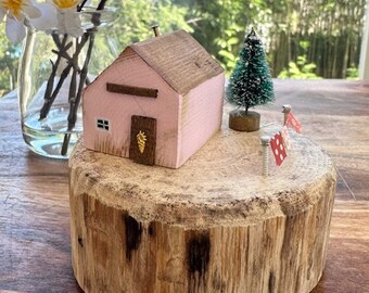 Miniaturowe dekoracyjne drewniane domki, małe kolekcjonerskie domki z odzyskanego drewna, dekoracje plażowe, unikatowy ręcznie robiony prezent, rustykalny wystrój domu