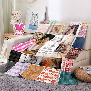 Puede incluir: Una manta de forro polar de patchwork multicolor con una variedad de patrones e imágenes. La manta presenta fotos de una familia, incluida una abuela, niños y un perro. La manta también incluye el texto "Grandma Prints Everyday" y "Love Them, Spoil Them, Give Them Back The Grandma Life".