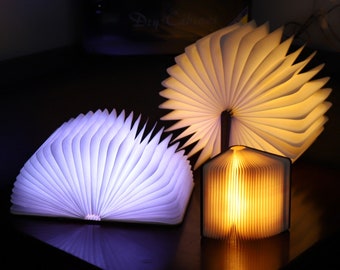 Benutzerdefinierte faltbare magnetische Lampe, Abschlussgeschenke, personalisierte Holzgravur-Lichtbuch, LED-Nachtbuchlampe, personalisierte Geschenke für das College