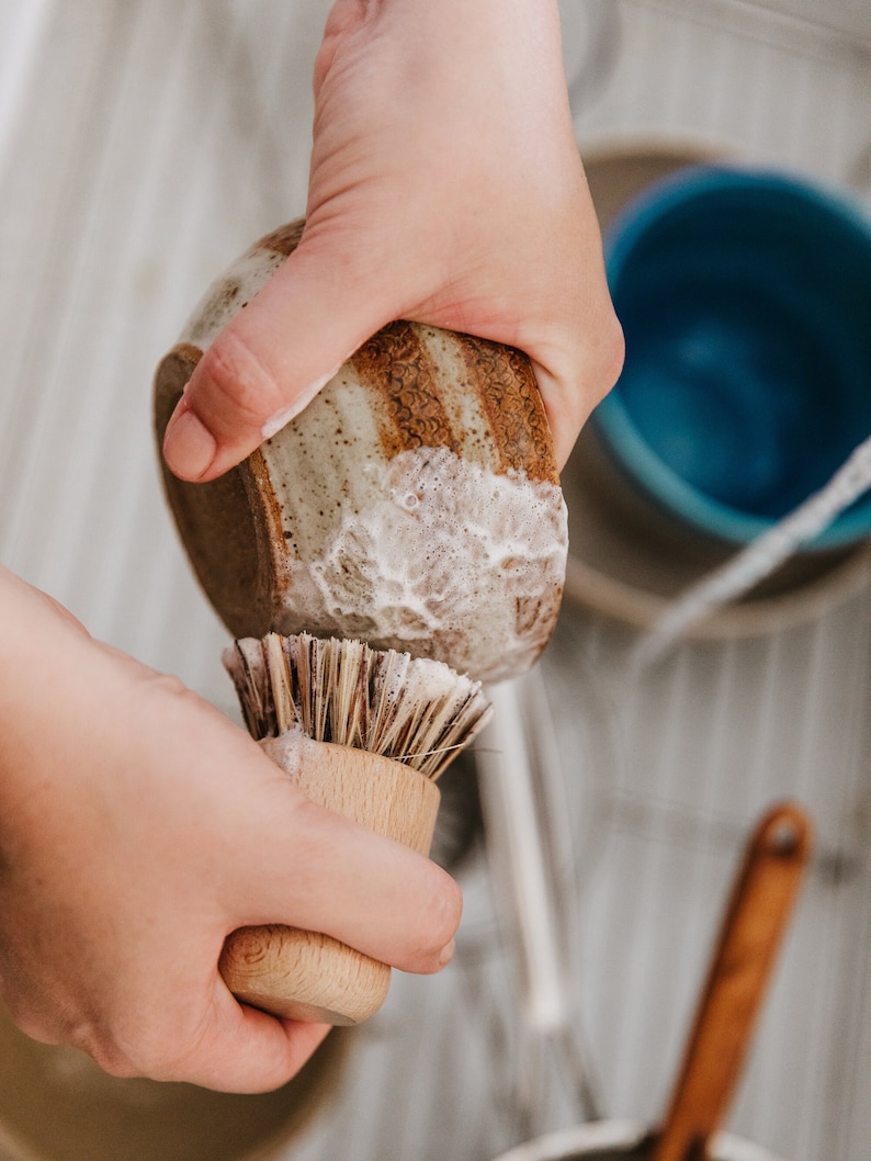 HoneywildApothecary Scrub Brush - Thumbnail 4