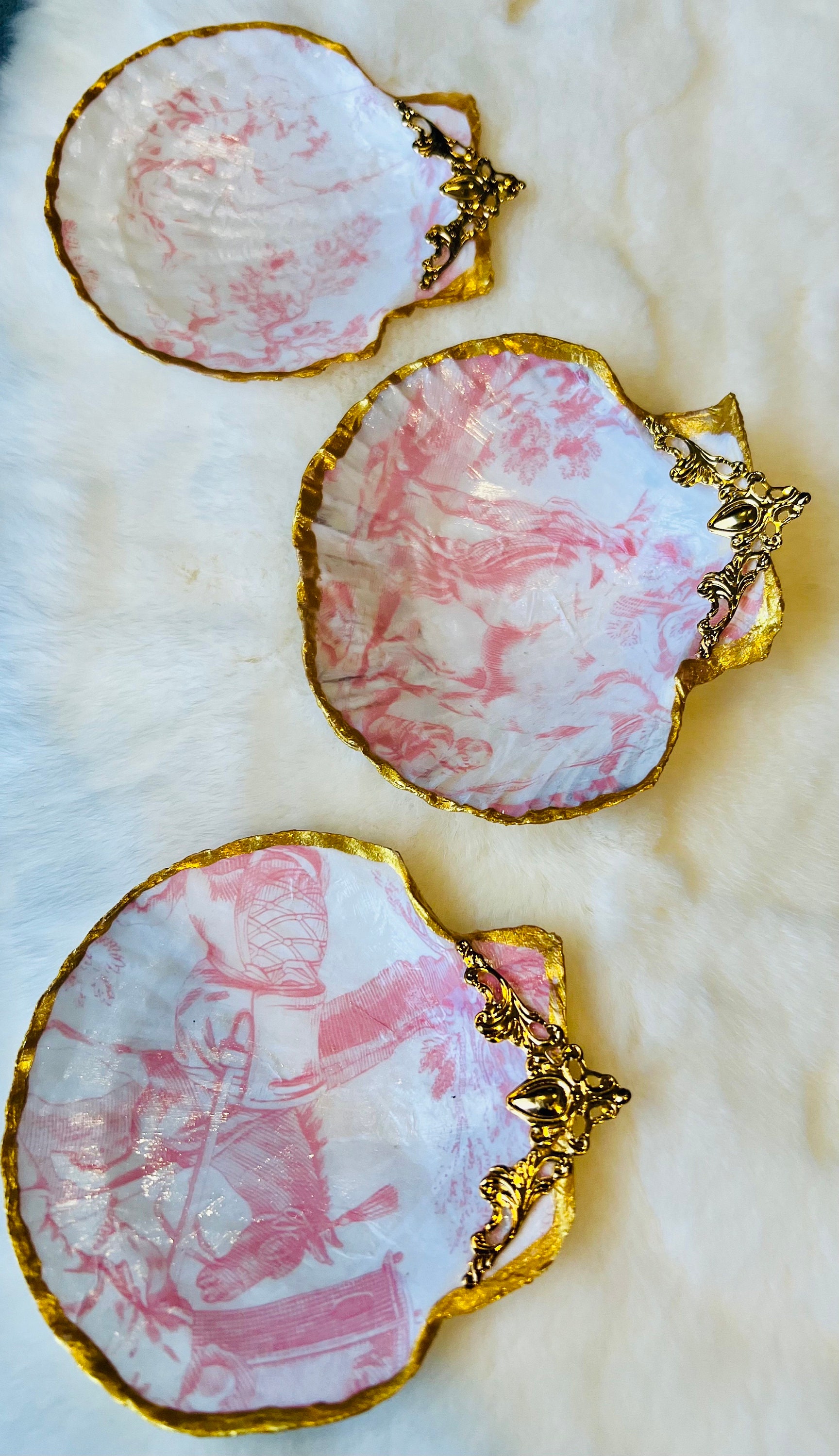 Pretty and Pink, Scallop Seashell Ring Dish, Jewelry Tray, Beach Themed ...