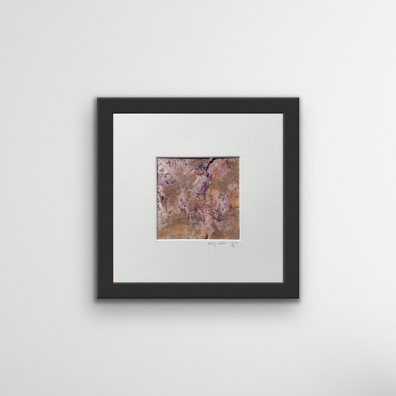 Dog walk, abstract art mini, acrylic paint and on paper 10x10 cm mounted on 20x20 cm off white card
