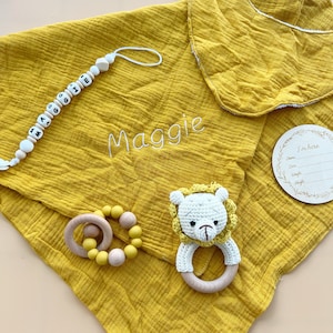 Personalized Baby Gift Box | New Baby Boy Girl Gift Set | Baby Shower Gift | Swaddle Blanket and Toys With Name | Custom Newborn Gifts