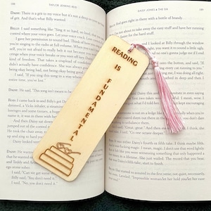 RuPaul’s Drag Race Inspired Reading is Fundamental Bookmark