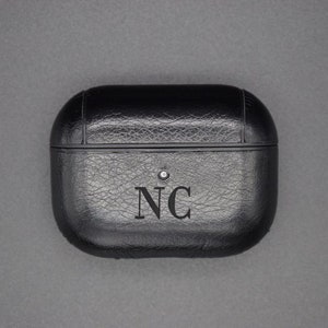 Apple Airpods Pro 2 en 1 hoesje / Airpods 2e en 1e generatie hoes / Gepersonaliseerd / Gegraveerd en handgemaakt PU-leer / Airpods