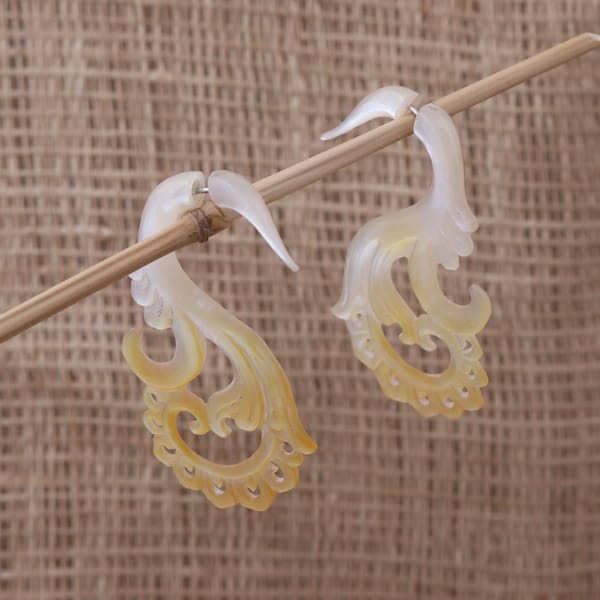 Seashell Fake Gauge Earrings, Yellow Mother of Pearls Hand Carved Earrings, Bali Handmade Jewelry, B41