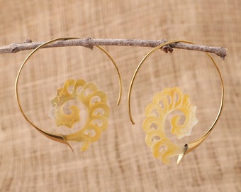Brass Seashells Earrings, Yellow Mother of Pearl, Bali Brass Earrings, B97