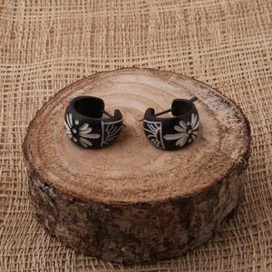 Flower with Sun Black Bone Earring, Bone Carving, Handcarved Earrings, Handmade Jewelry, Bone Accessories, Bali Jewelry, B101