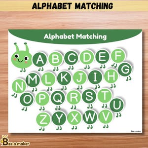 Puede incluir: Juego educativo de emparejamiento del alfabeto con una oruga verde y las letras de la A a la V. Las letras están en círculos verdes con bordes blancos. Las palabras "Alphabet Matching" están en la parte superior de la imagen.