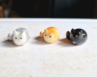 Custom cat loaf figurine: Tiny cat memorial sculpture from photo