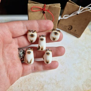Custom Siamese Cat Memorial Pendant from Photo: Pet Loss Gift, Handmade cat keepsake jewelry
