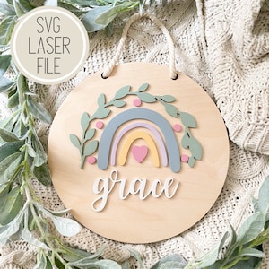Archivo SVG cortado con láser para letrero de dormitorio infantil con nombre, temática bohemia de arcoíris, decoración de habitación, regalos para baby shower, probado por GlowForge.