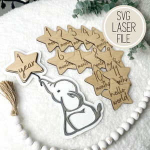 Archivo SVG cortado con láser: Elefante, Estrellas, Hito del bebé, Letrero intercambiable / Decoración de animales / Regalos para baby shower / Probado por GlowForge
