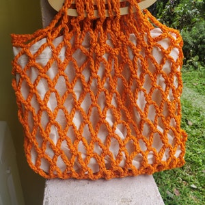 Häkeltasche, kleine Häkeltasche, Netztasche, kleine Häkeltasche, Tasche nach Maß, Tasche mit Holzgriffen, Frauentasche, Netztasche