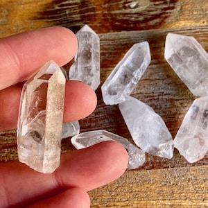 Bulk 30 Pcs Clear Quartz Natural Point | Small Natural Quartz Points | Natural Gemstone | Clear Quartz Rough | Crystal Point | Crystal Grid