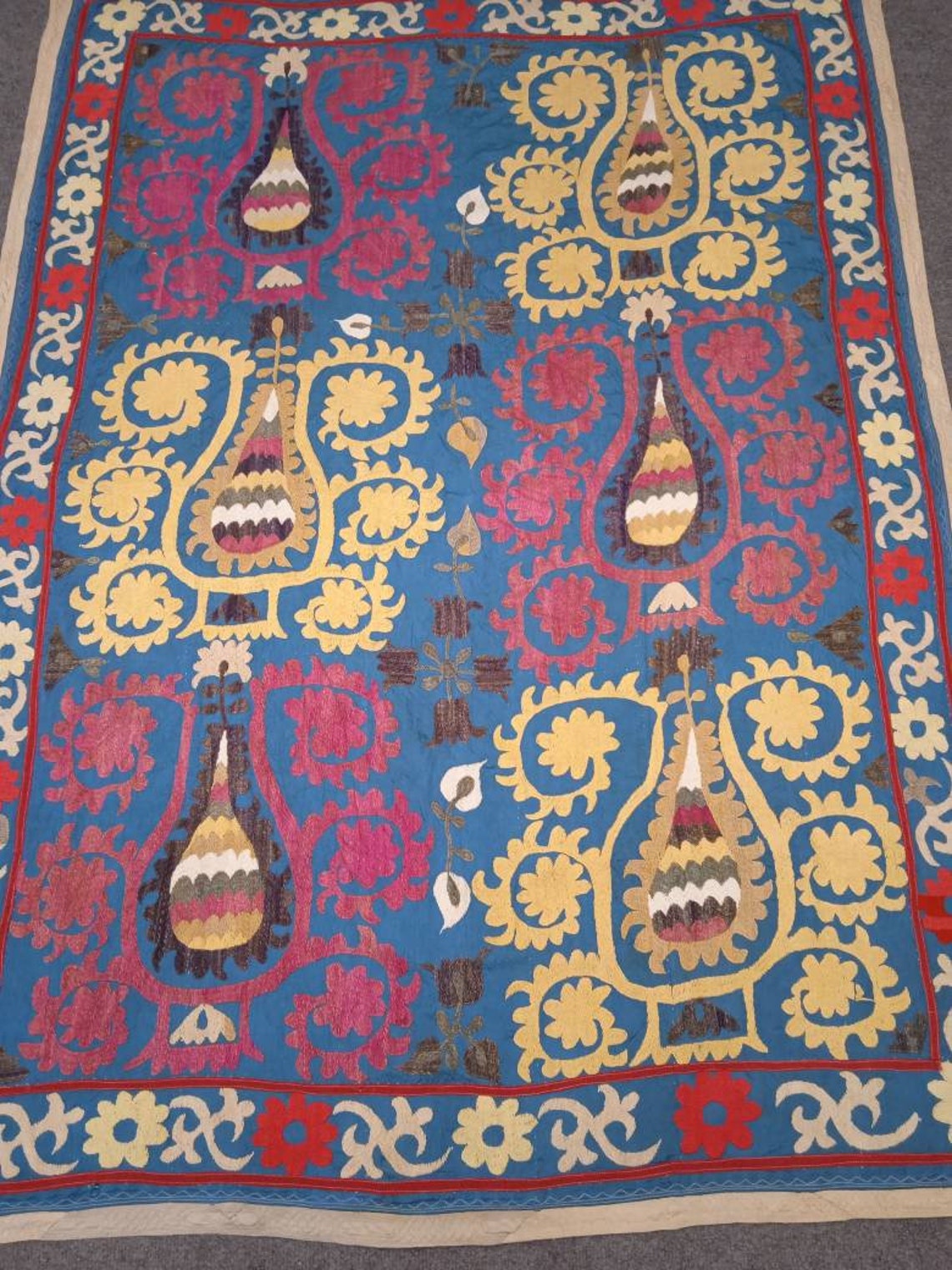 Vintage Suzani Handmade Traditional Uzbek Wall Hanging Antique Etsy