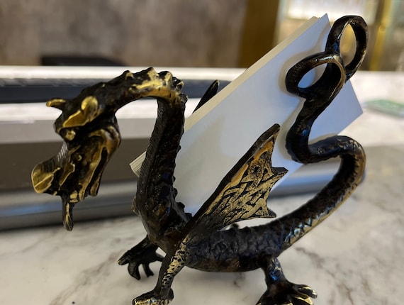 Dragon napkin holder deals