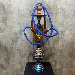 Cachimba de cobre azul pintada a mano, narguile grabado de 66 cm, elegante shisha artesanal, con doble manguera, pieza central decorativa para salón.