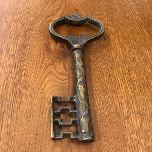 Antique Metal Key, Old Brass Key, Decorative Key, Metal Wall Decor, Vintage Key, Home Gift, Door Key, Boho Decor, Hanging Gift, Boho Key