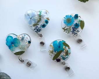 Pressed Blue Flower Badge Reel, Handmade Floral ID Holder, Cute Resin ID Clip | Botanical Gift, Unique Floral Office Accessory, Gift Idea