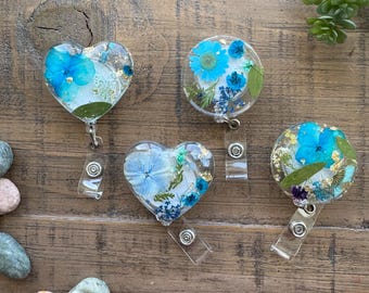 Pressed Blue Flower Badge Reel, Handmade Floral ID Holder, Cute Resin ID Clip | Botanical Gift, Unique Floral Office Accessory, Gift Idea