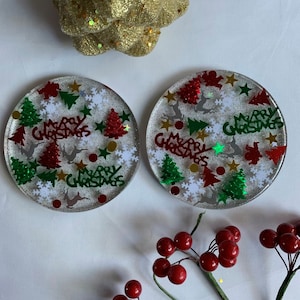Holiday Coaster | Christmas Coaster | Christmas Decor | Christmas Gift | Resin Coaster| Set of 2 Coaster | Holiday Gift | Coaster w/ Glitter