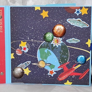Álbum de fotos con temática espacial para niños, libro de recuerdos con diseño de planetas, regalo cósmico genial para niños, álbum de recortes de aventuras astronómicas para niños, imagen