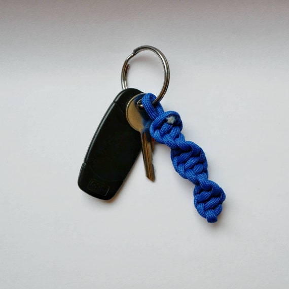 Minimalist DNA Paracord Keyring COLOUR OPTIONS Helix Keys Tag