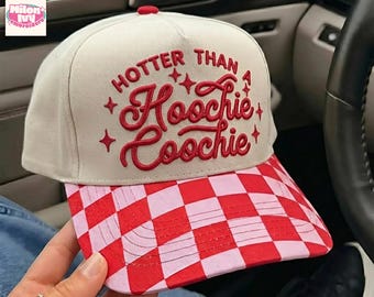 Hotter Than A Hoochie Coochie pet borduurbestanden, sarcastisch trendy citaat voor pet Summer Vibes Design PES DST