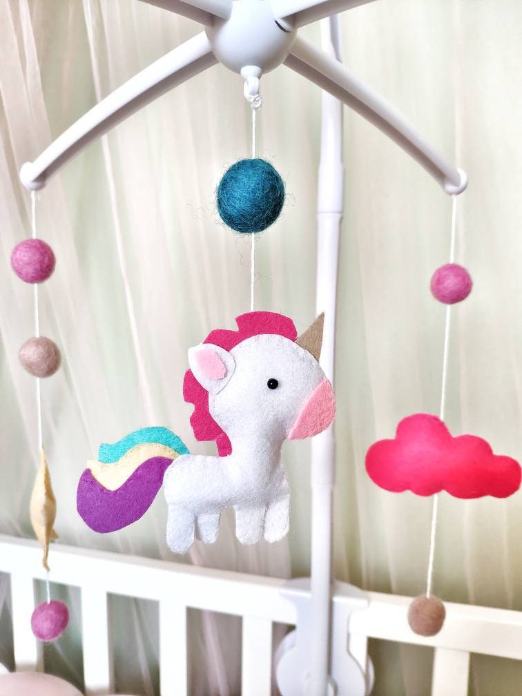 Mobile Musical Pour Bébé Thème Licorne